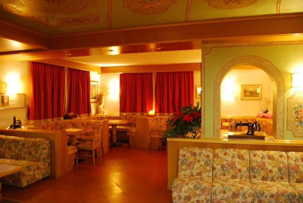 Albergo Villa Cristina Folgaria Exterior photo