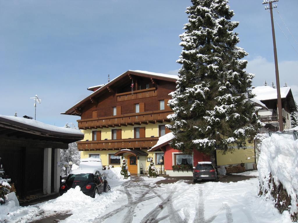 Albergo Villa Cristina Folgaria Exterior photo